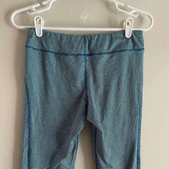 Under Armour Women S Blue Printed Athletic Coldgear Infrared EVO Fitted Leggings - Picture 9 of 14